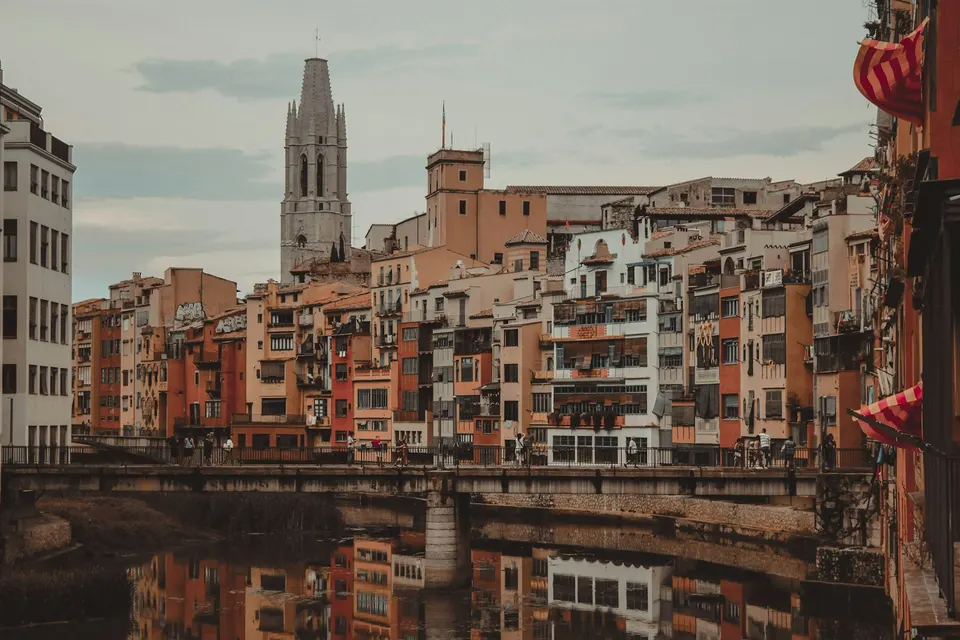 Cómo Aumentar el Valor de Tu Propiedad con Renovaciones Estratégicas en Girona, EdificART Girona